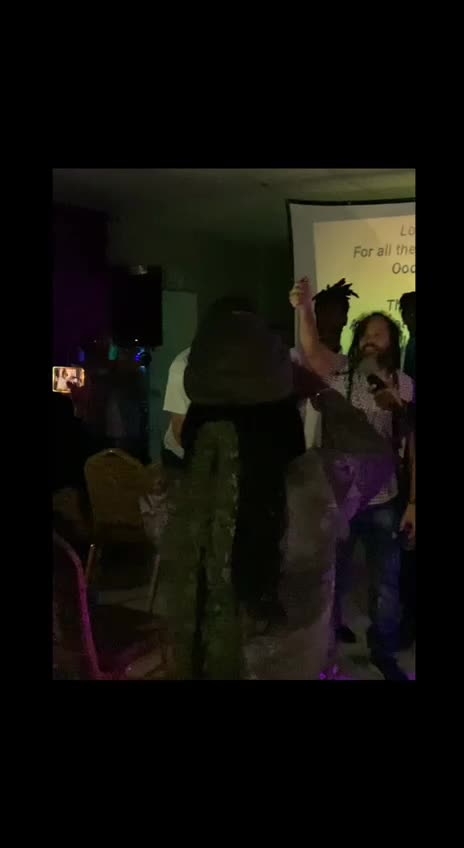 💥🥳🎉🎉 KARAOKE NIGHT🎉🎉🥳💥