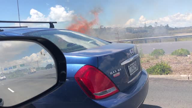 Fire on the main highway (Cigarette butt fire)