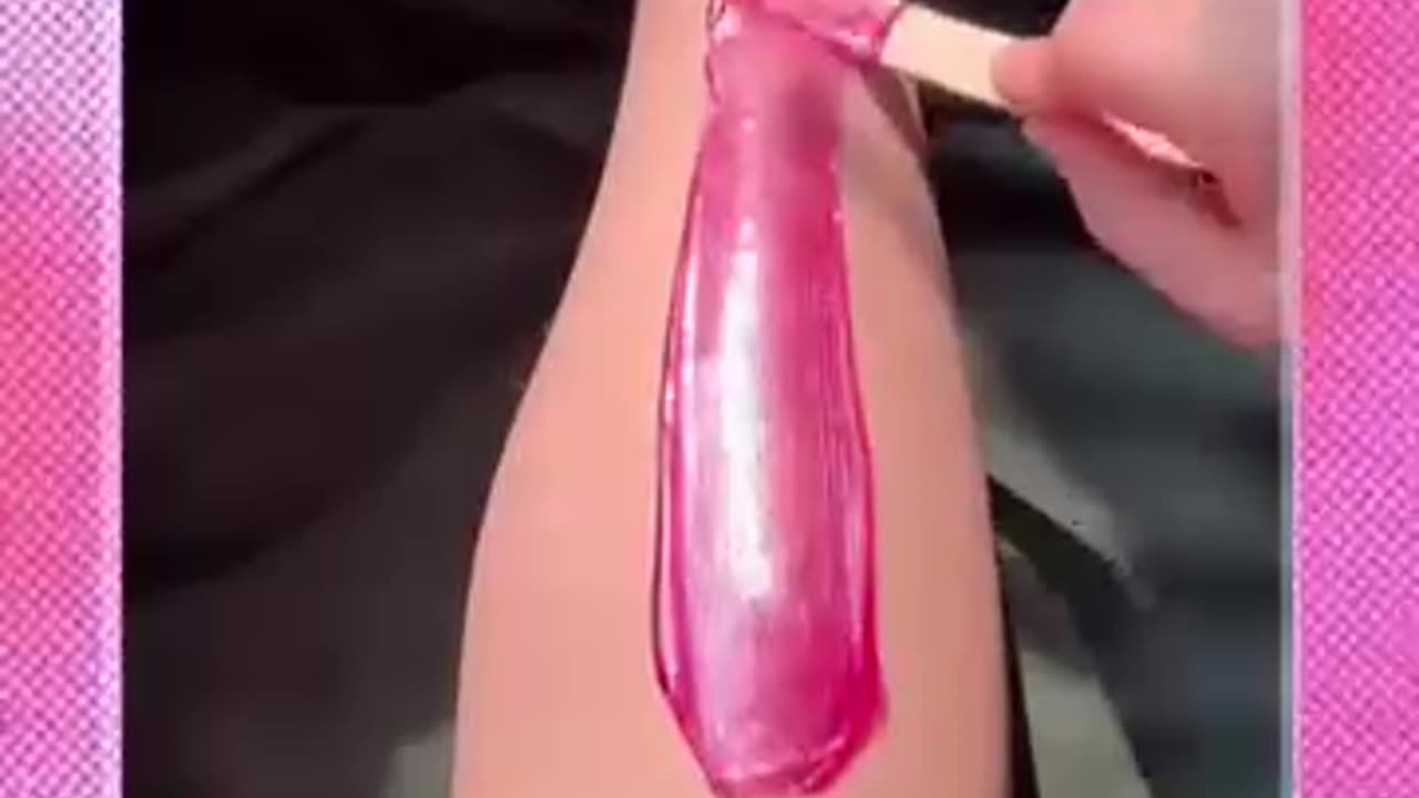 Leg Waxing with Sexy Smooth Tickled Pink Hard Wax | @xojo_esthetics