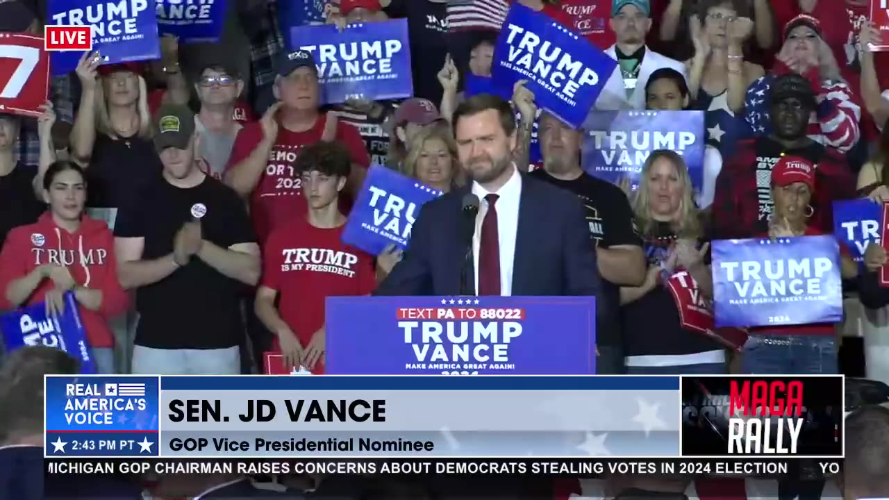 CROWD IS LOUD FOR JD VANCE IN PA