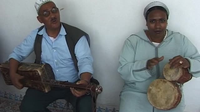 Si Brahim & Lalla Khadija - Moroccan Gnawa Hajouj & vocal