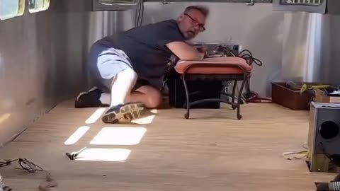 Funny animal video..😂