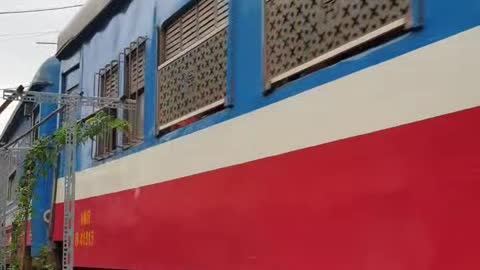 HANOI TRAIN