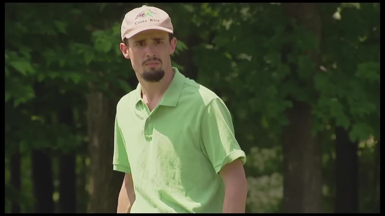 Distracting Golfers Prank
