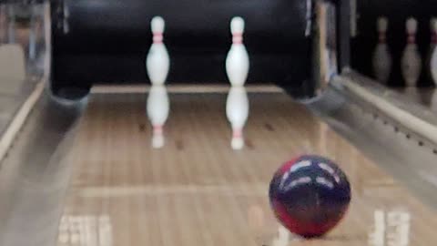 Bowling from 7/26/2024 (Highlight), Aim to the right, miss to the right (Compilation)