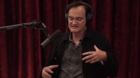 Quentin Tarantino Analyzes the Differences Between Bill Murray & Chevy Chase Movies