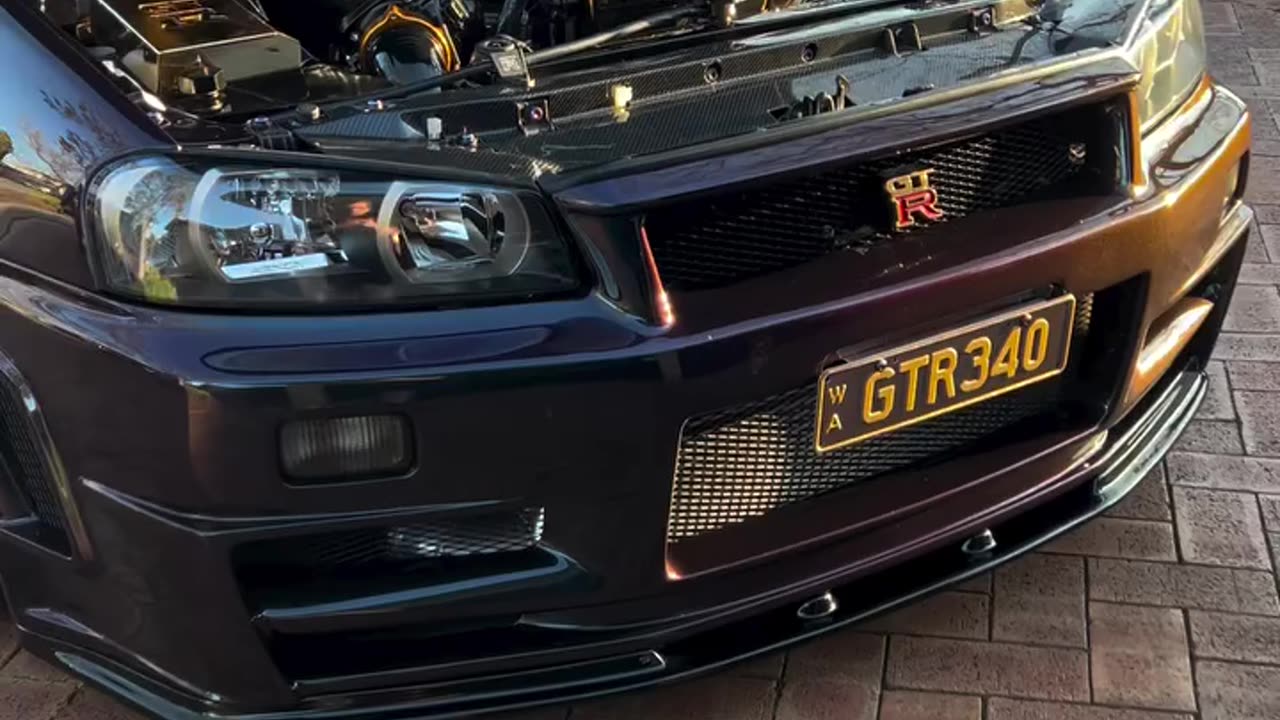 Gold edition RB32😍