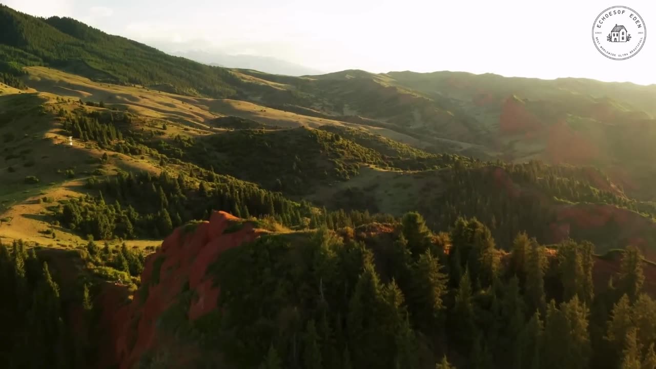 Planet Waves: Earth’s Beauty Paired with Soothing Sounds