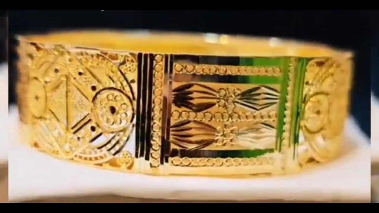 Gold Kangan/Bangles Designs 2024..!!