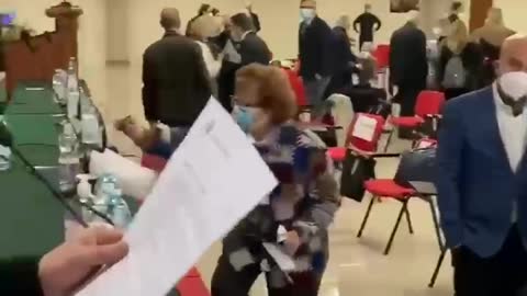 Assemblea Ordine dei medici Basta sospensioni