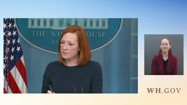 Peter Doocy Presses Psaki On Biden Administration Giving Smartphones To Border Crossers