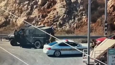 Palestinian terrorist tries to run down Israeli police officers