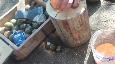 Critical ammunition shortage: Russians dismantle old grenades with a hammer