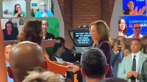 BUSTED: Hidden teleprompter spotted at Oprah's "town hall" with Kamala Harris