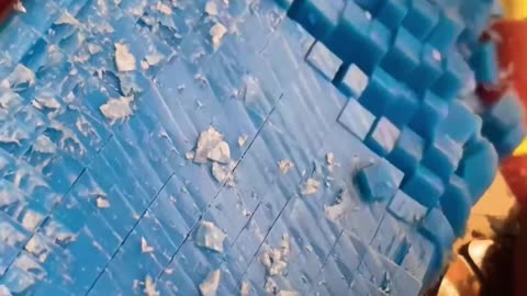 Satisfying soap cutting