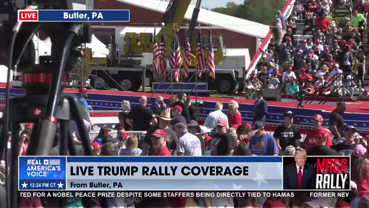 MASSIVE CROWD IN BUTLER PA FOR RALLY