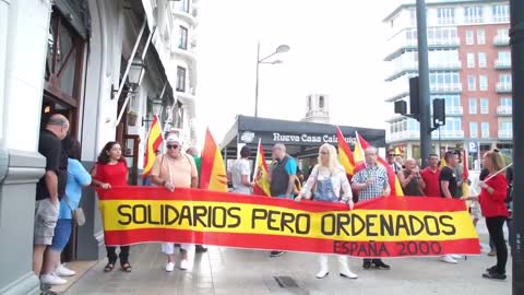 Desničari u Španjolskoj prosvjeduju protiv prihvata migranata