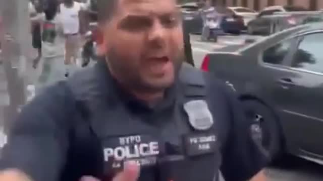 Chaos erupts during an arrest in NYC