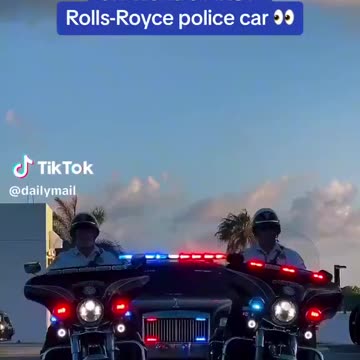 MIAMI POLICE FEATURE🚔👮‍♂️🤳📸WORLD’S FIRST ROLLS-ROYCE POLICE VEHICLE🚔👮🛞💫