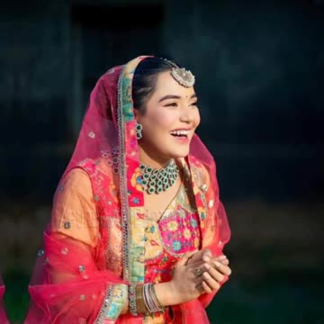 শাড়ীতে, Gorgeous Looks সামিরা খান মহি,,,