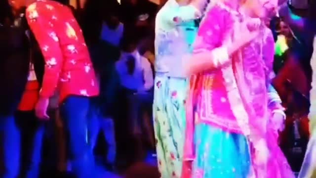 Marwadi girl dance style