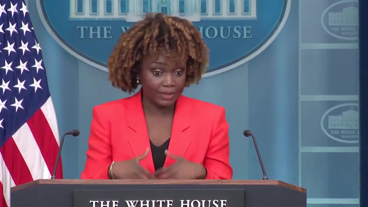 WH press sec FACE-PLANTS trying to explain why Biden won't take cognitive test