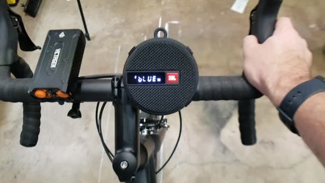 JBL Wind 2 FM Bluetooth Handlebar Speaker