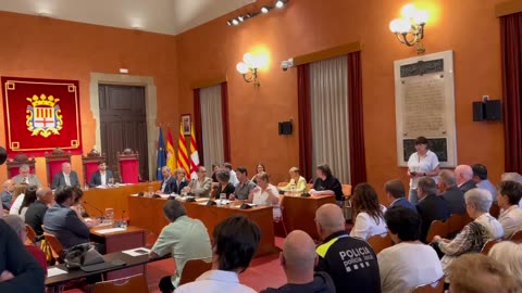 Ultraizquierda y separatismo atacan a VOX en Manresa (2)