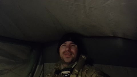 Vlog in the tent. Rining. Riverside wildcamping