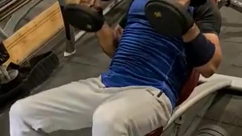 Chest Fly Excercise
