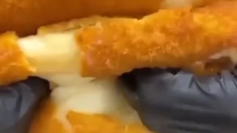 Chicken nugget sandwich