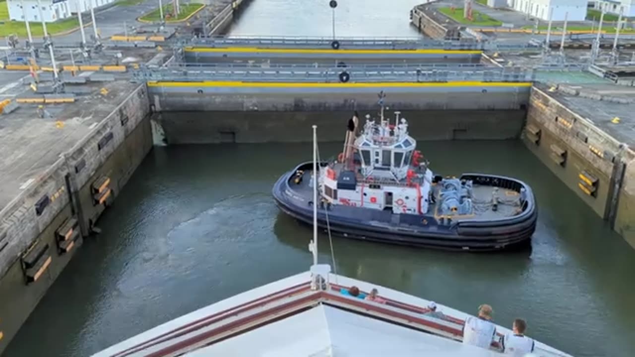 Panama Canal Cocoli Lock Timelapse