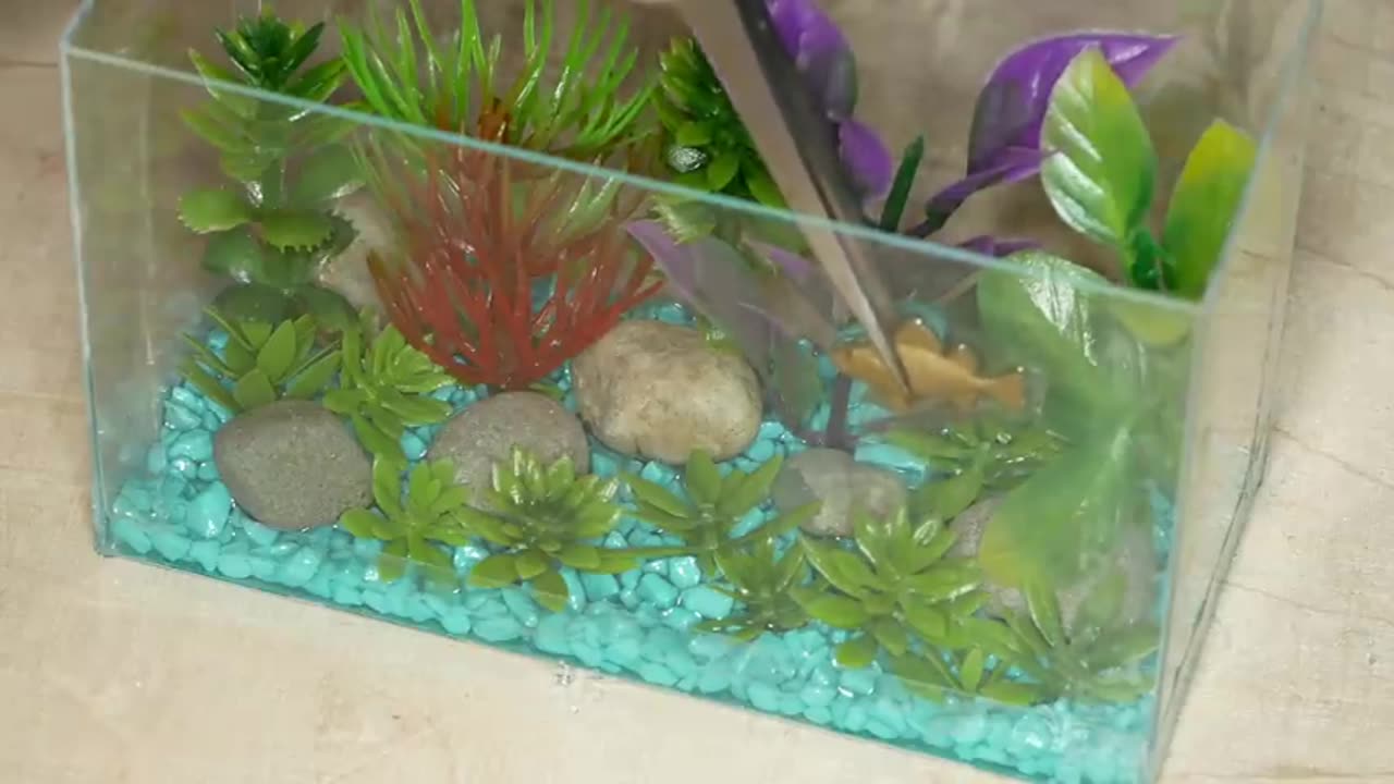 Making Tiny FISH Aquarium RESIN ART