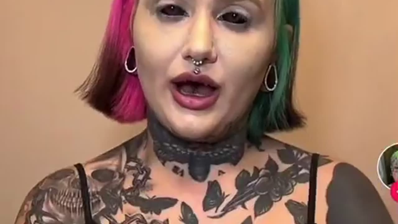 The woman who tattooed her eyeballs black, cannot understand why she can’t find a job 🤷♂️