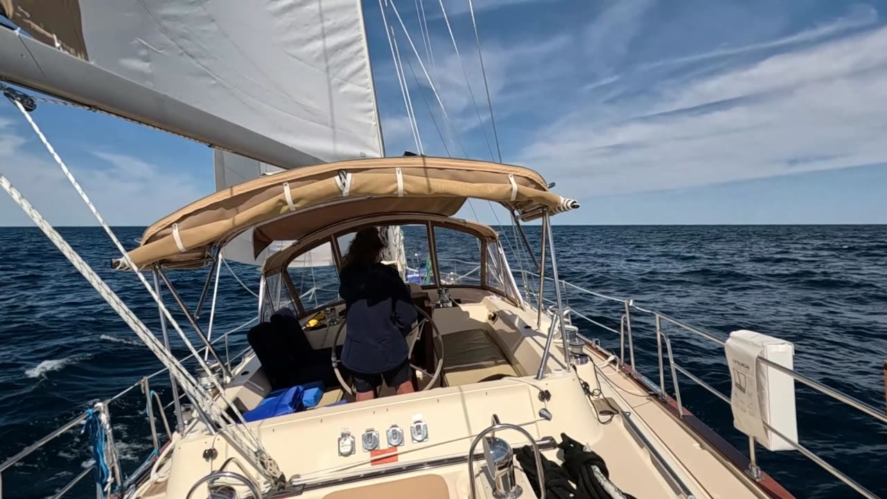 First Time SAILING on Lake Superior - Pancake Bay to Beatty Cove