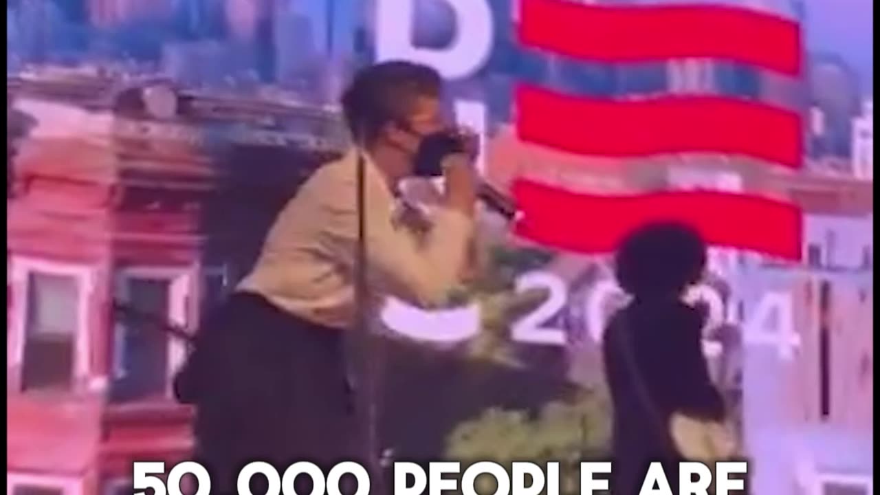 Pro-Palestine protester crashes DNC welcome party, where was security?!