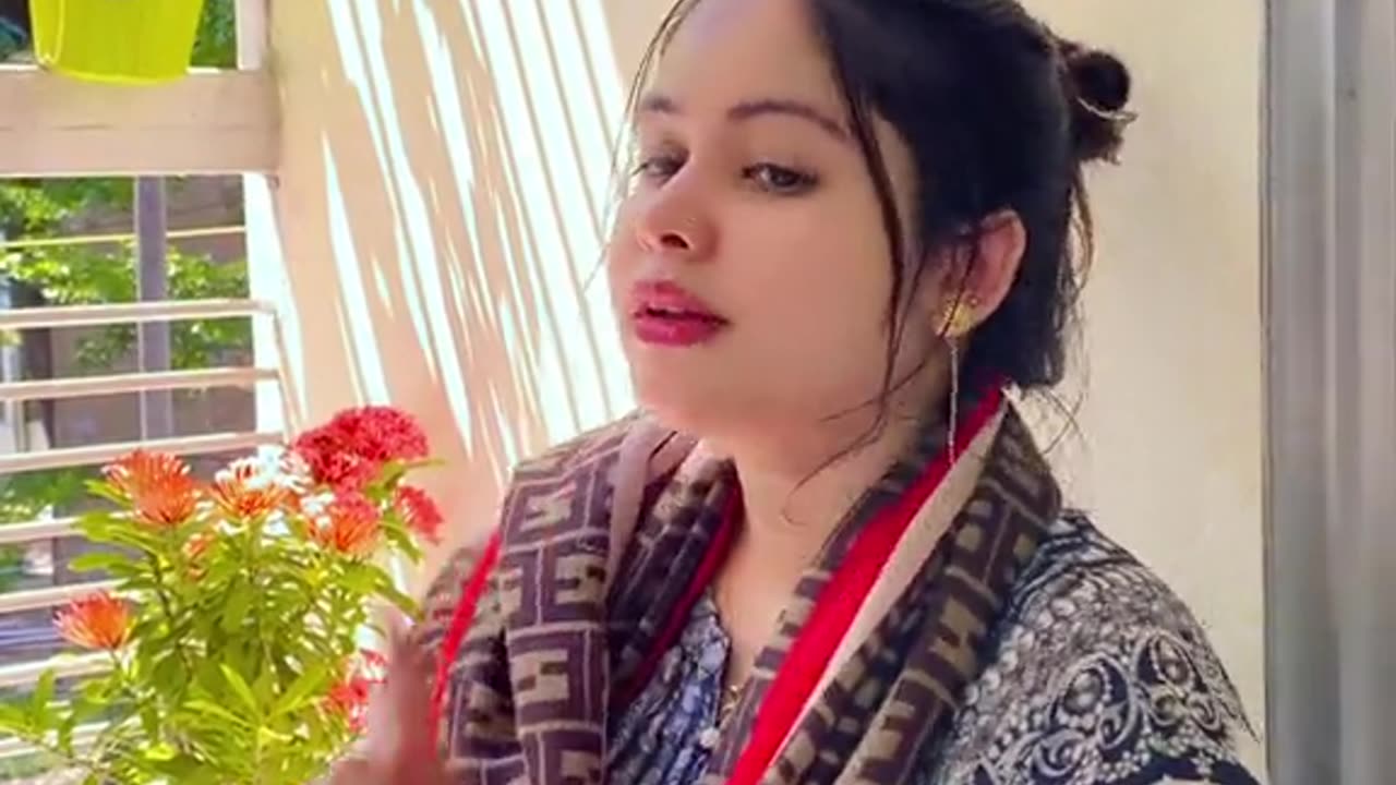 আকাশের চাঁদ যেমন রাতে লাগে ভালো 🥰