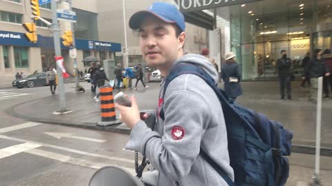 Yonge street march part 2, Queen's Park Freedom gathering - April 9, 2022