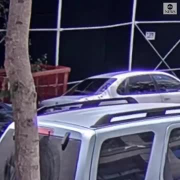 Shocking Video In DeBlasio's NYC Shows Wild Broad Daylight Shootout