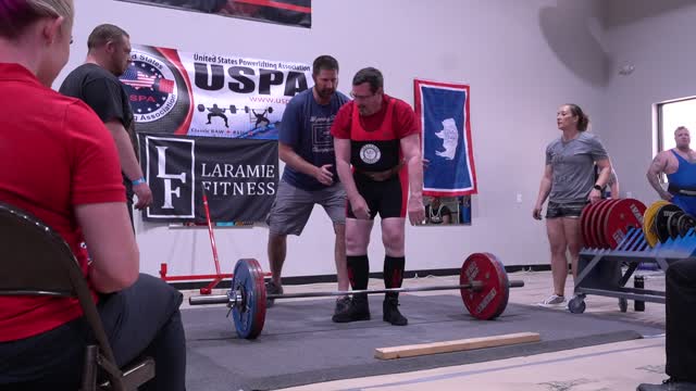 2002 WY State Championships Marv Deadlift Attempt 3