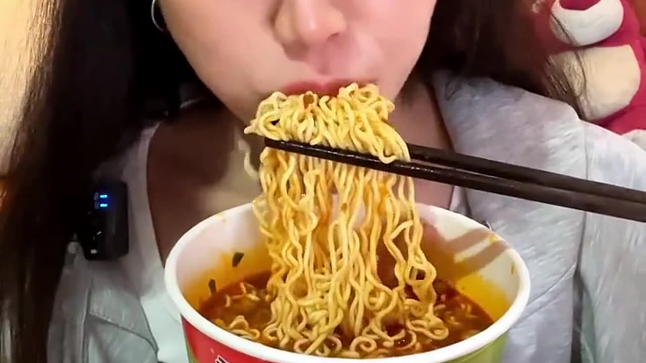 chinese noodles recipe eating funny challenge