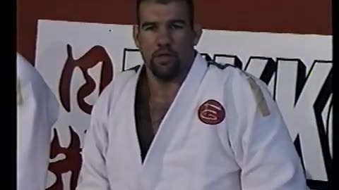 Fabio Gurgel Brazilian Jiu Jitsu Part 6 ATTACKS FROM THE GUARD