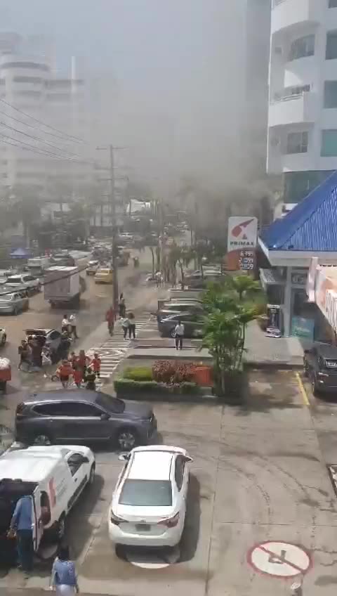 Incendio en centro comercial de Bocagrande