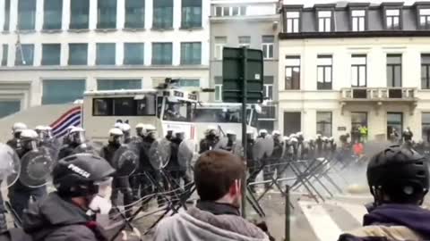 Belgium, Today, The home of the EU looking like a warzone