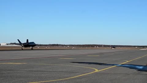 U.S. Air Force Two F-35 launches from Ämari AB, Estonia