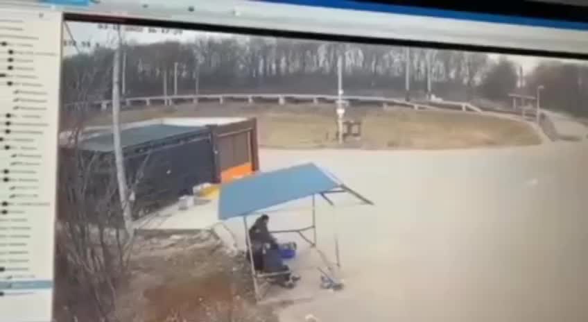 Man blown up by Russian shells