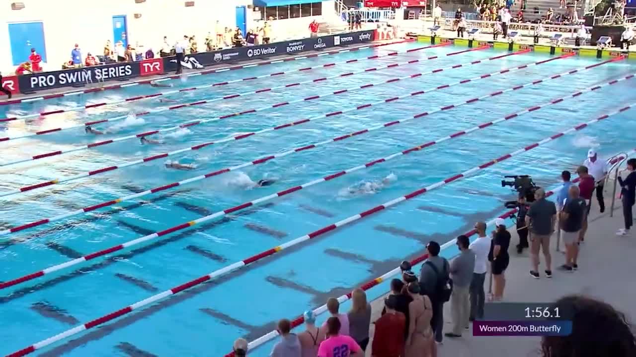 Women's 200m butterfly final