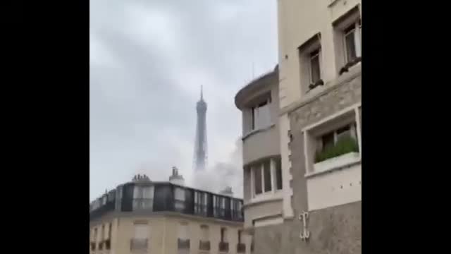 Ukrainian Defense Ministry releases video of 'Paris Eiffel Tower being bombed'