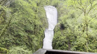 The GORGEOUS Bridal Veil Falls – Columbia River Gorge National Scenic Area – 4K