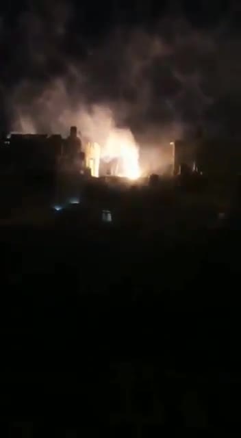 Bomby fosforowe zrzucane na Palestynę